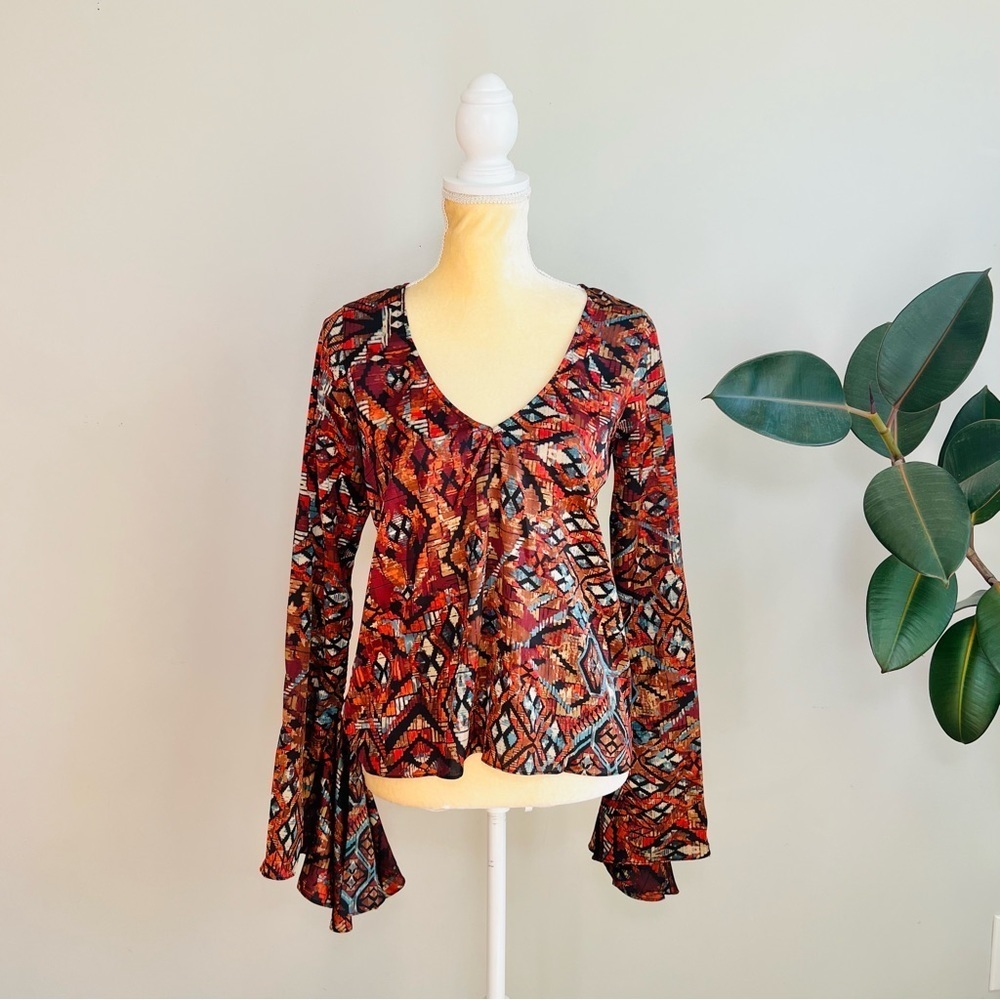 Show Me Your Mumu bell sleeve top